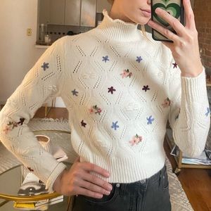 Zara floral white cropped turtleneck sweater